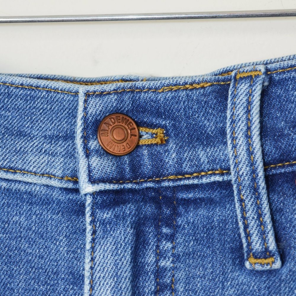 Madewell High-Rise Denim Shorts in Auckland Wash - Picture 9 of 9